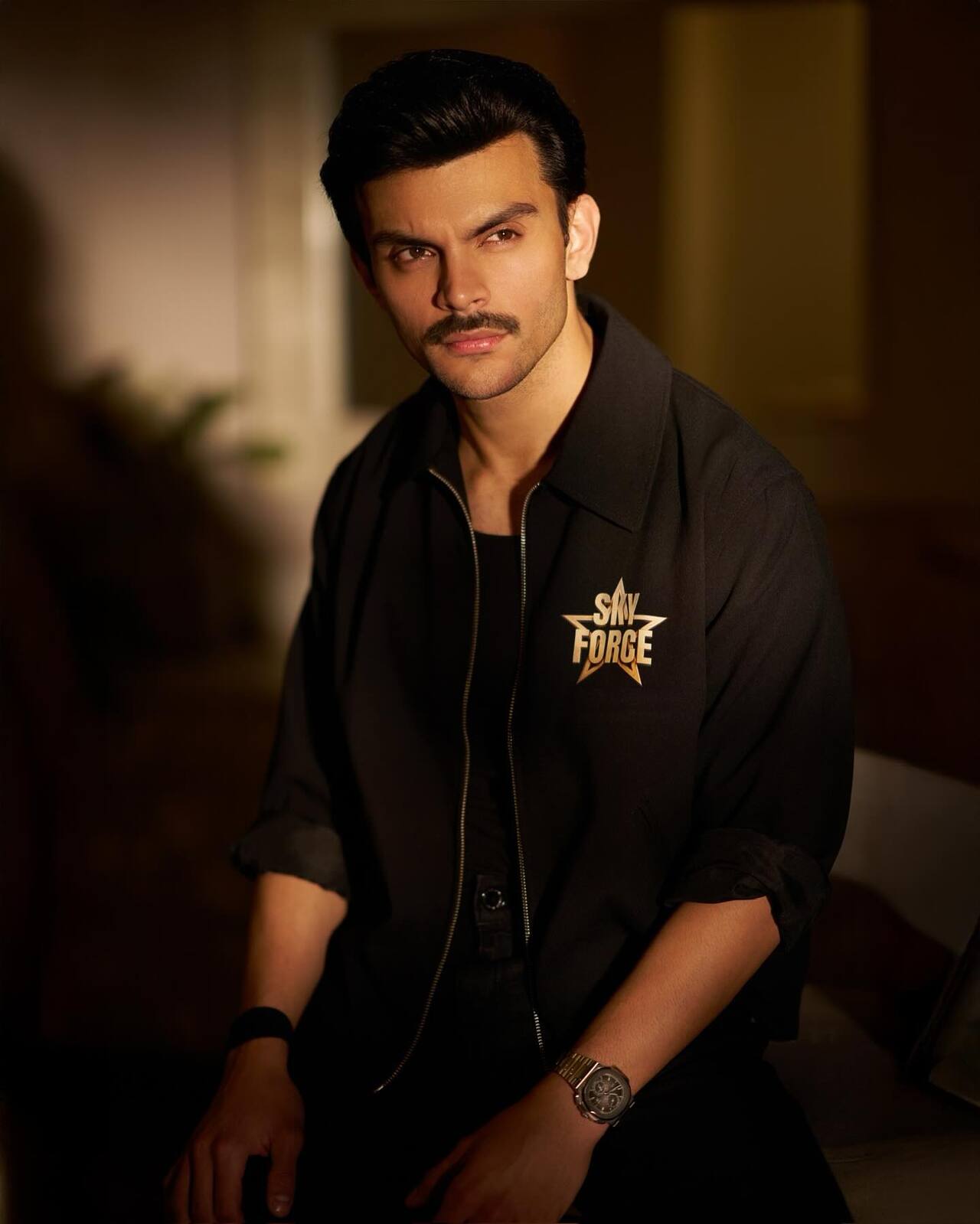 <p>Veer Pahariya, who is the grandson of former Maharashtra Chief Minister Sushilkumar Shinde, made a strong Bollywood entry with the patriotic action spectacle Sky Force. The film also stars Akshay Kumar, Nimrat Kaur and Sara Ali Khan.</p>